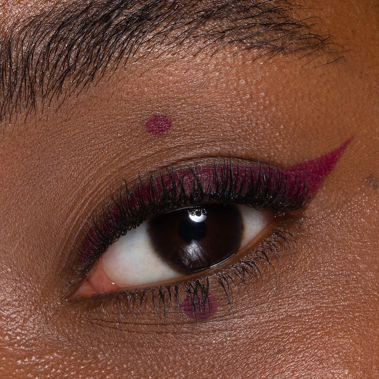 PASTELLO OCCHI DISTORTION