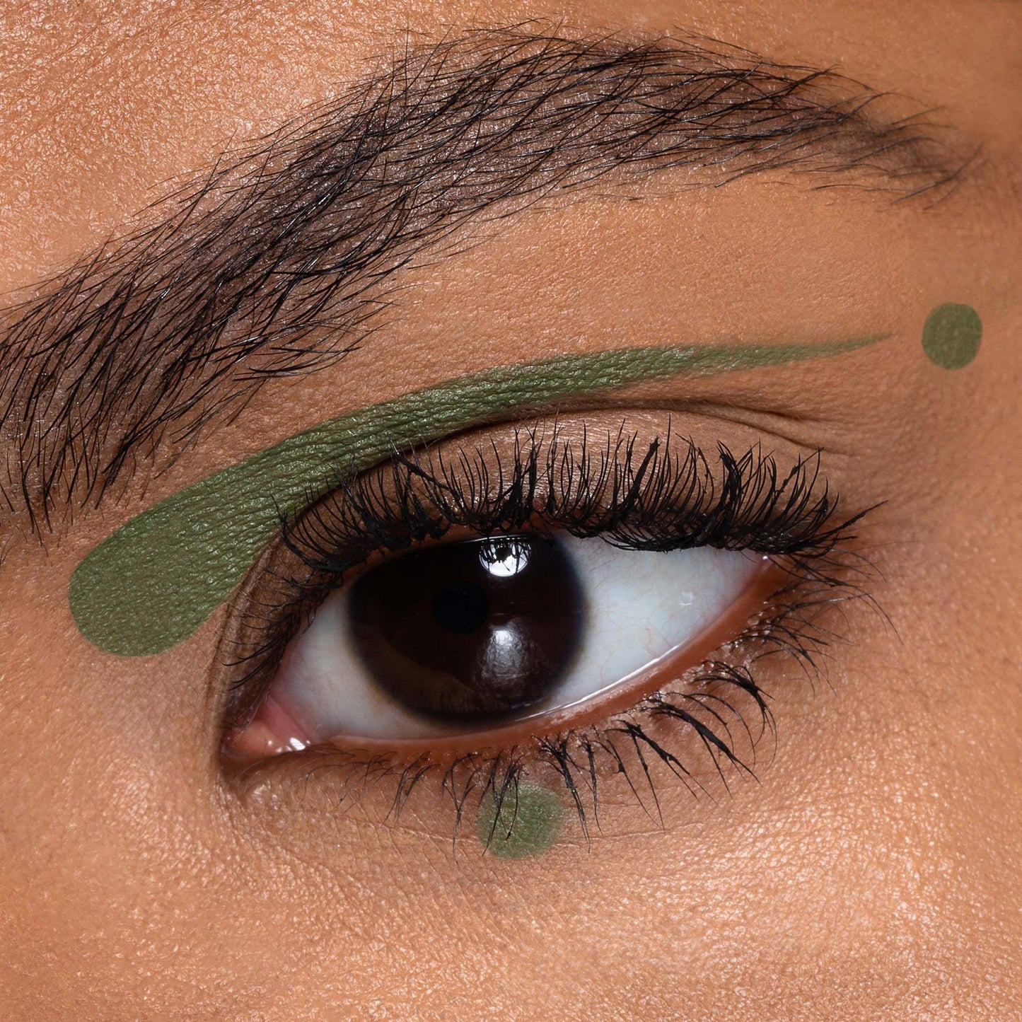 PASTELLO OCCHI KISS A FROG