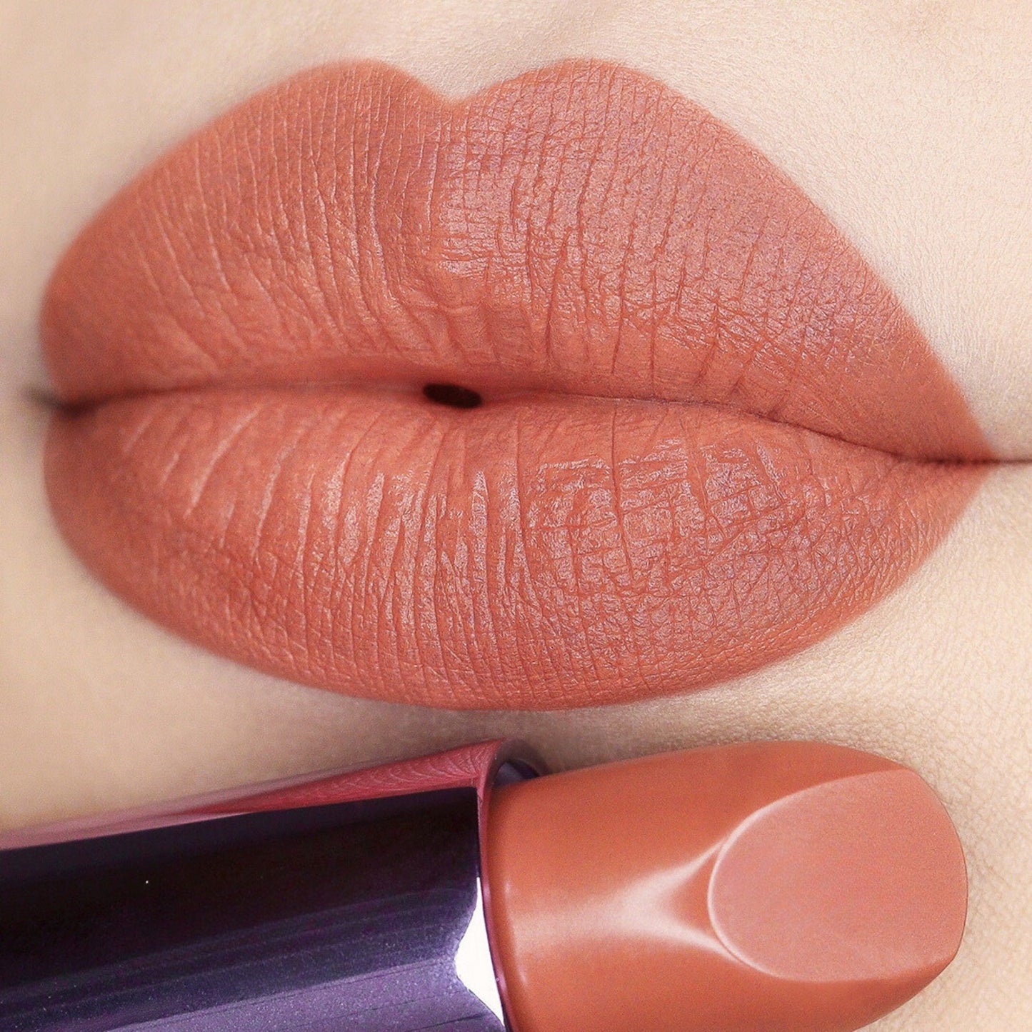 DESSERT   LEVRES ALMOND COOKIE