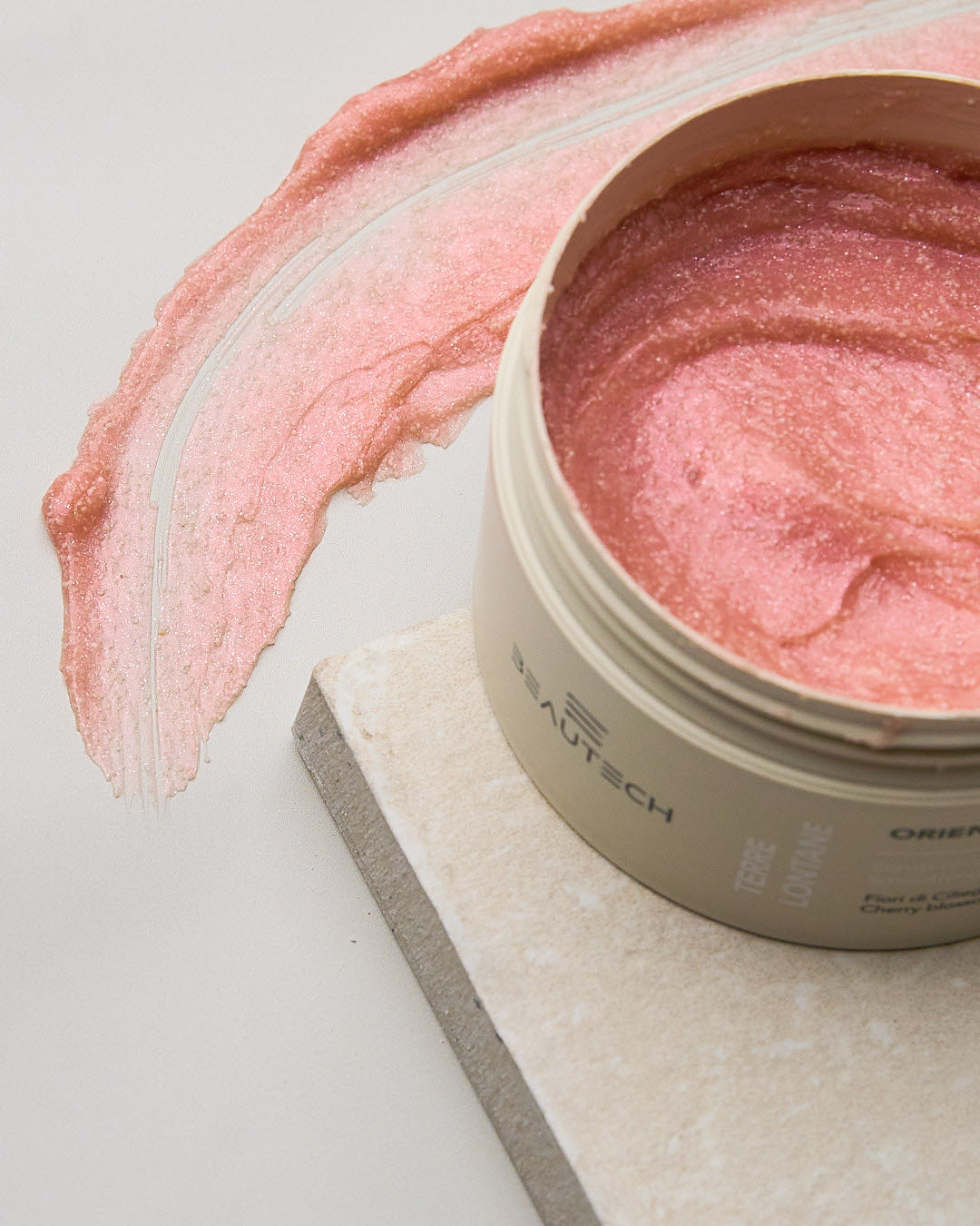 SCRUB ORIENTAL BLOOM